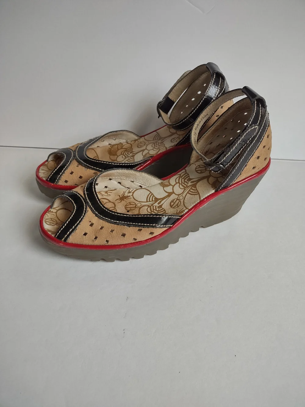 Fly London Tan and Black Wedge Sandals with Red Trim